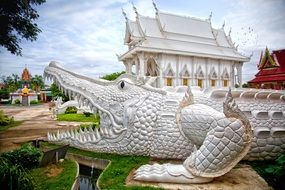 Shri RAM crocodile statue