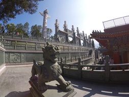 statues at Wen Temple Au