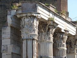 ruins of an ancient temple in rome