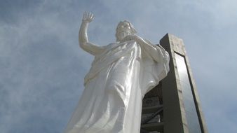 massive monument of Jesus Christ in bucaramanga