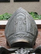 tomb of bishop