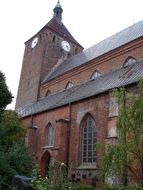 DarÅowo statues Church