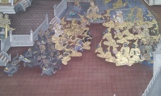 ancient illustrations in Bangkok temple