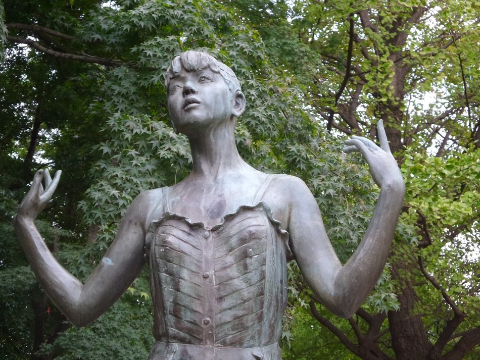Sculpture Girl,Tokyo