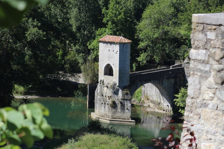 Picture of the sauveterre de béarn