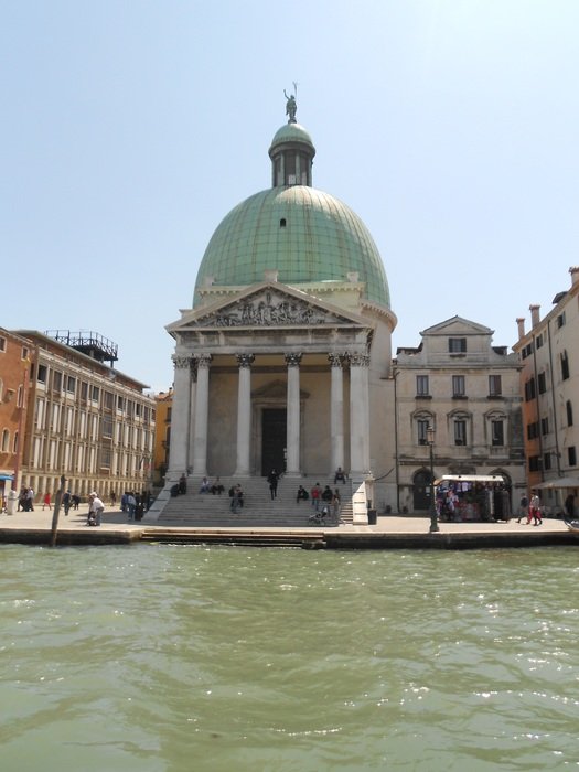 church in venice near the canal
