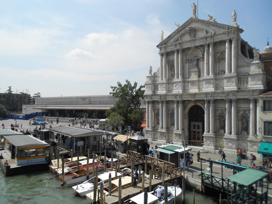 panoramic view of the gondolas near santa maria di nazareth