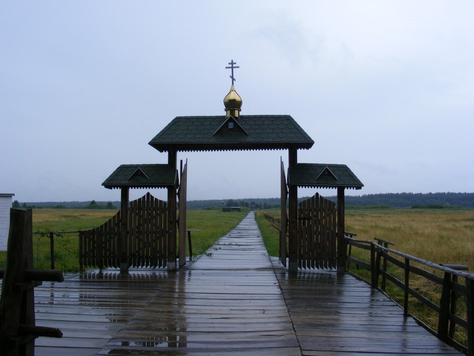 Entrance to the Orthodox Church in the village of Ordynka