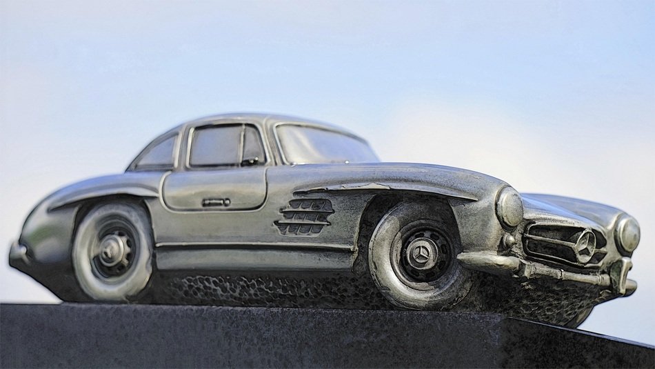 metallic Mercedes as a monument