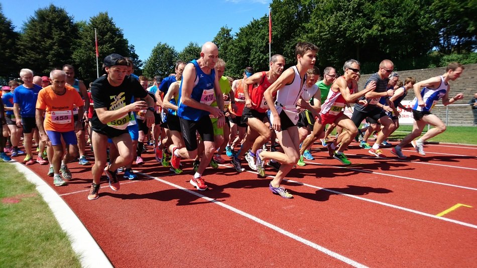 crowd of men on Start of Fun Race
