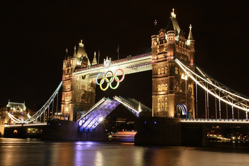 tower bridge in Olympic time