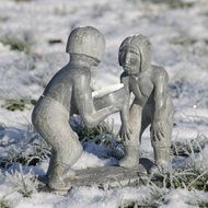 soapstone figures of eskimos culture