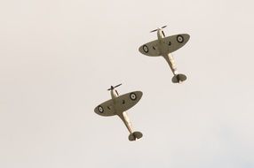 Spitfire Duo Airshow