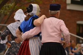 traditional dance in holland