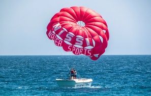 paragliding as a marine extreme