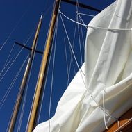 Mast Sailing, bottom view