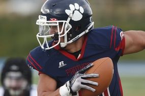 american football player close up