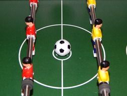 figures of desktop football game