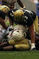 Football Pile Up Action