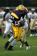running back across the field in american football