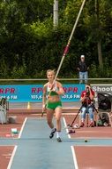 vaulter preparing for pole jumping