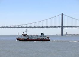 Ferry, Lisbon