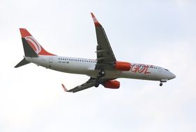 Plane Gool Flying Commercial