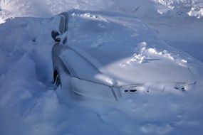 Picture of snowed In auto