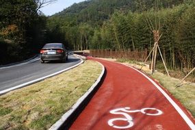 separate track for cyclists in China