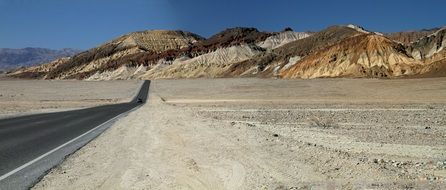 Picture of the highway in a desert