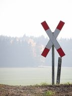 rail traffic warning sign