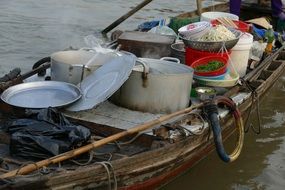 selling water food in Vietnam