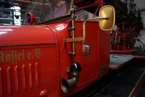 picture of the old fire truck