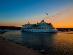 Picture of Cruise Ship at the sunset