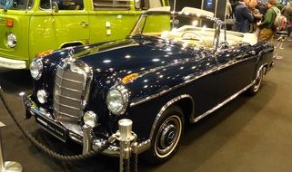 picture of the oldtimer auto exhibition