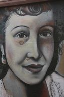 beautiful graffiti with womanâs portrait