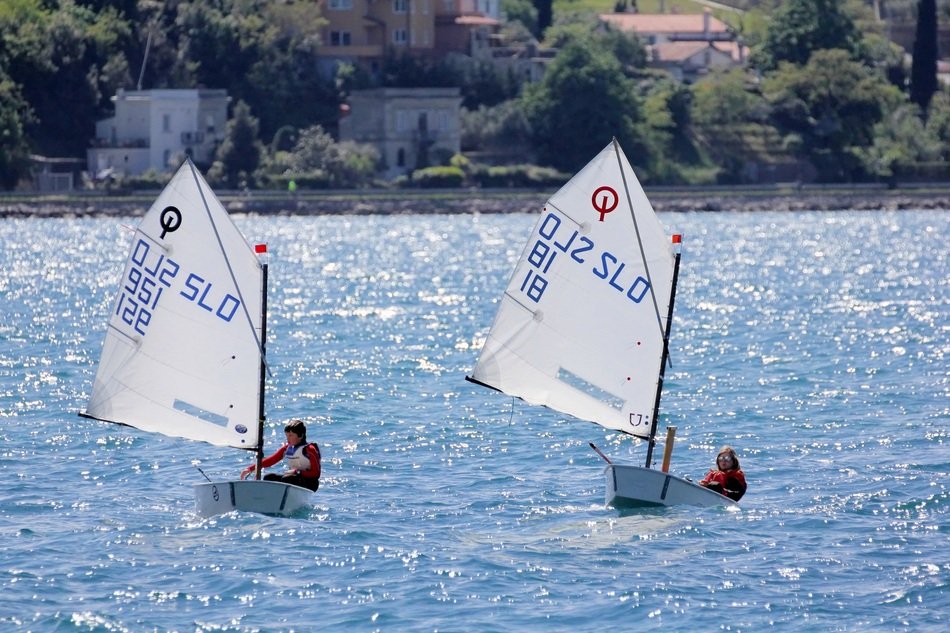sailing on shiny water