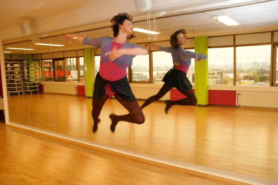 jump in the dance hall