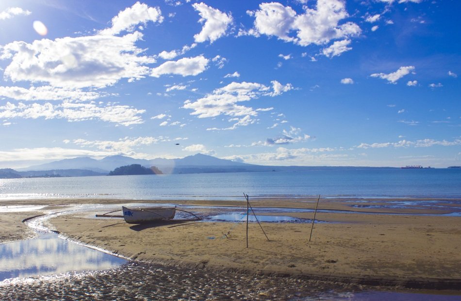 panoramic view of the boat by the sea