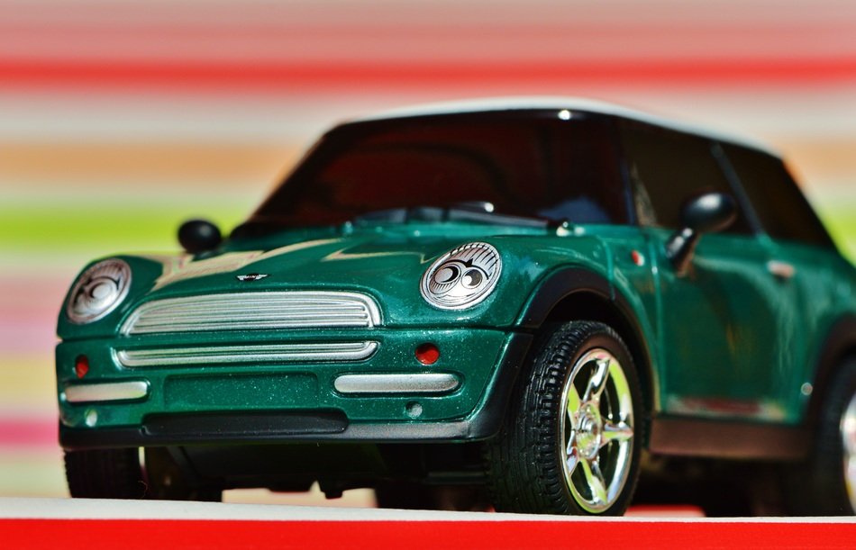 Picture of mini cooper auto model