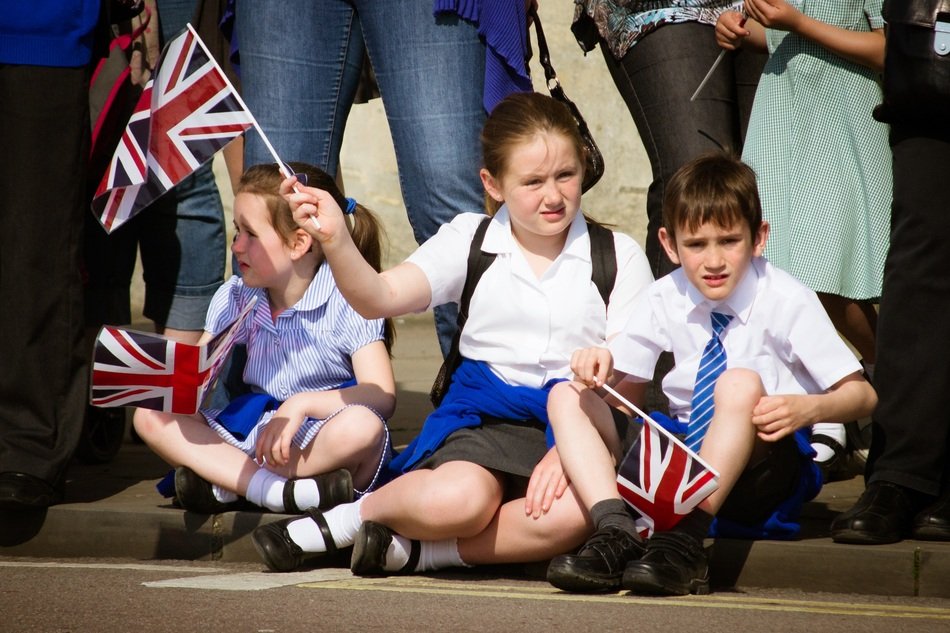 Children with Union Flag