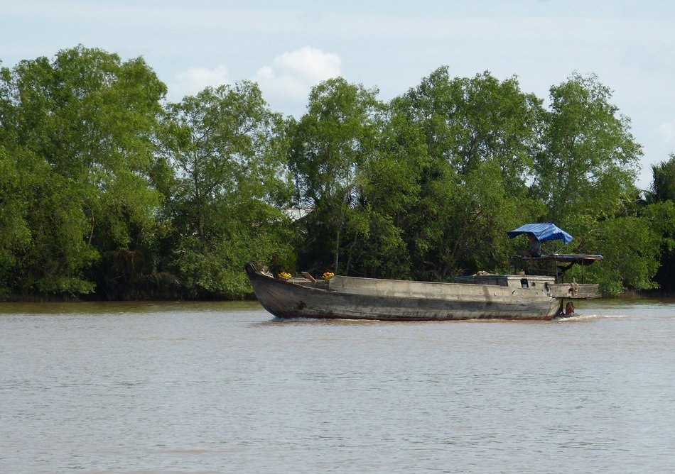 picture of the boat on a river
