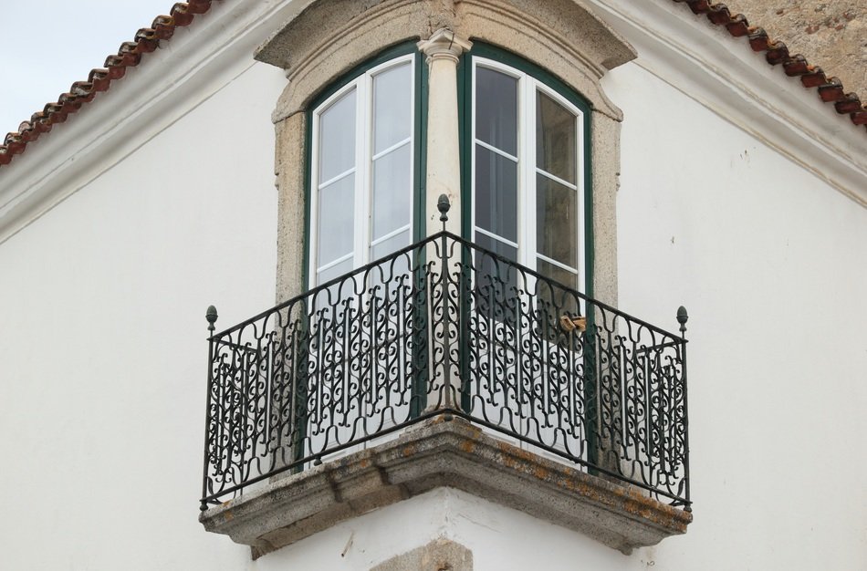 angle balcony in Evora