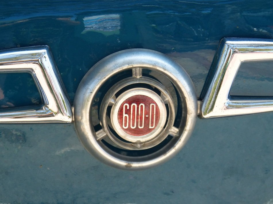 Seat 600 Logo