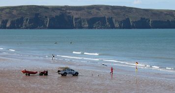 Beach Safety, Royal National Lifeboat Institution crew at surfline, uk, england, cornwall