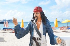 Pirate Jack Sparrow, Statue on beach