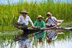 people on a boat to inle lake