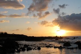 sunrise over the beach in hawaii