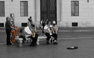 street musicians in italy