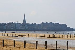 sillon beach in Saint Malo